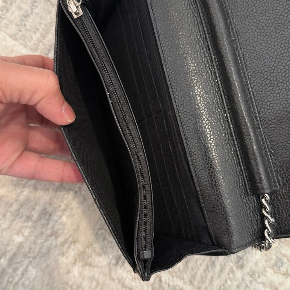 Chanel Wallet on Chain